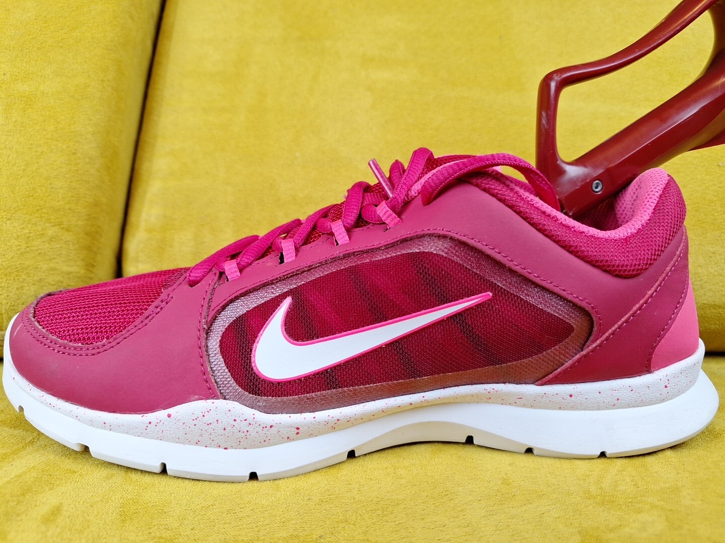 VGC! Nike Flex Trainer 4 643083-603 Womens Size 8.5 Training Shoes Pink/White