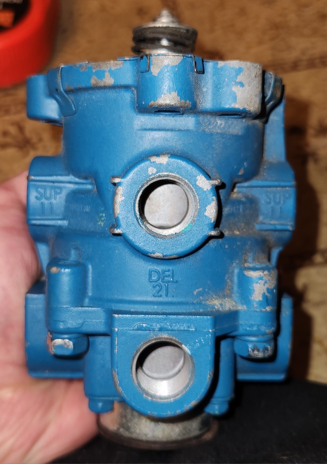 Bendix 289098 E-6 Foot Brake Valve Genuine Part