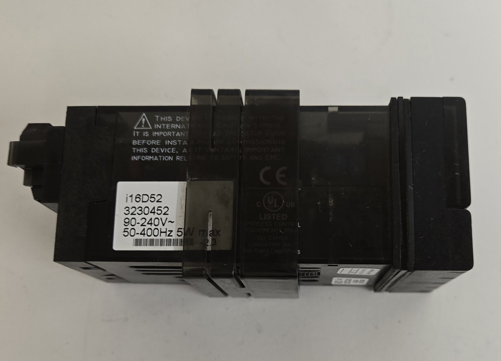 NEWPORT i16D52 TEMPERATURE CONTROLLER.