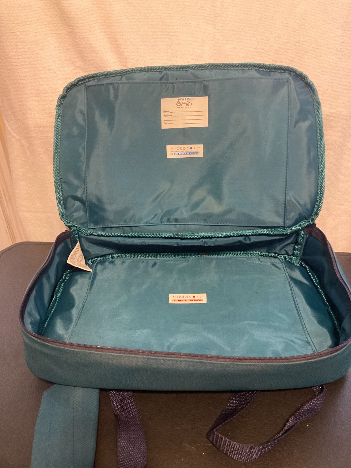 Pyrex Portables Travel Bag Insulated Carrying Case Bag Green 13" x 9" Oh Yeah!!