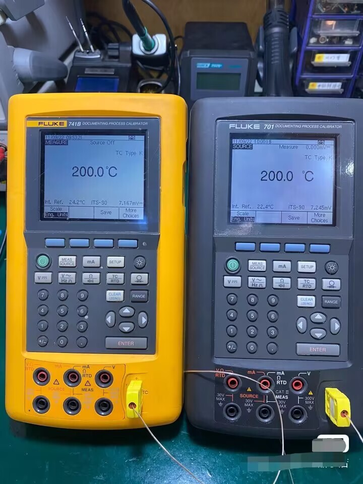 Fluke 741B Documenting Process Calibrator Excellent Conditions
