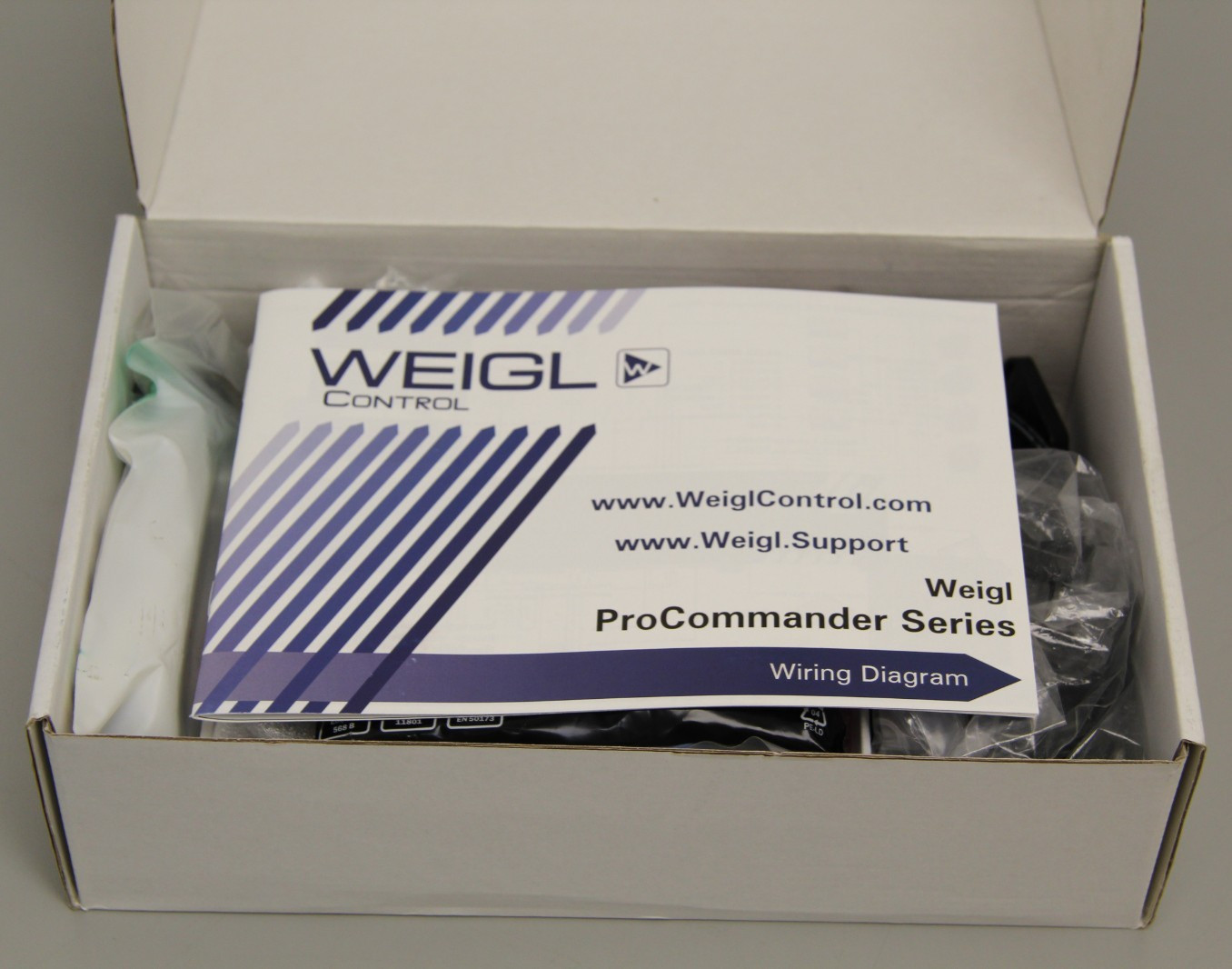 Brand New WEIGL Pro Commander 3 Comprehensive Show Control Solution