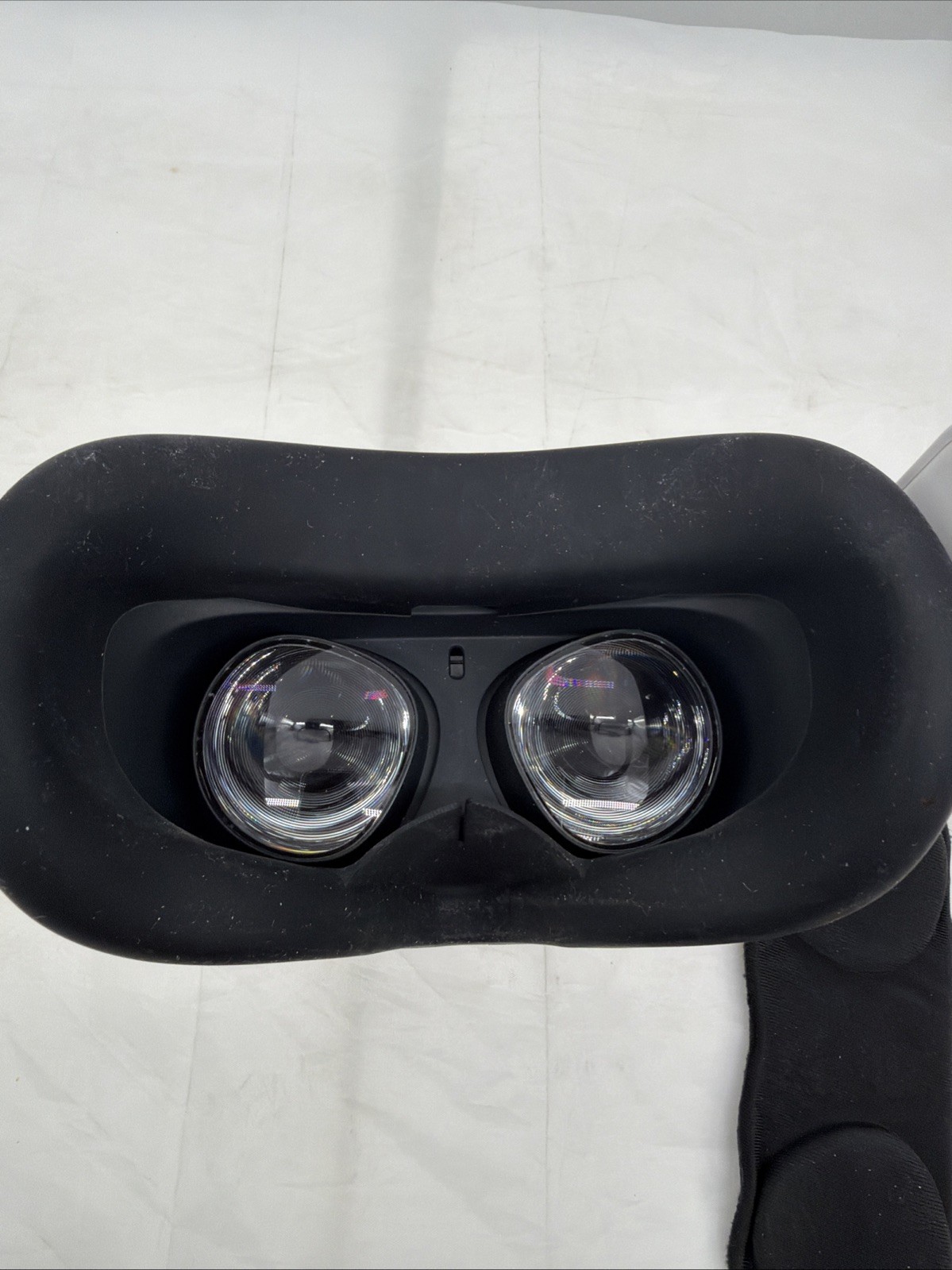 Oculus Quest 2 64GB VR Headset All-in-One VR System - OPEN BOX READ DESCRIPTION