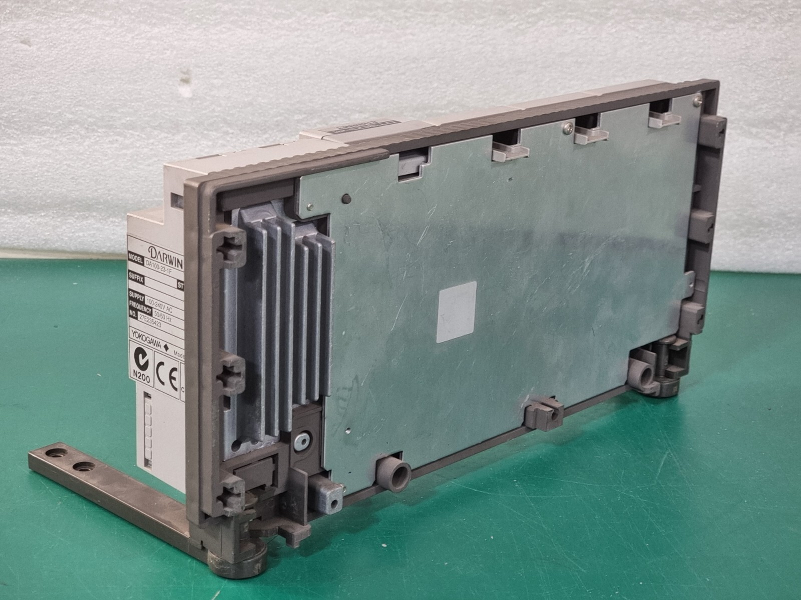 YOKOGAWA DA100 Data Acquisition Unit DA100-23-1F + DT300-41 ETHERNET Ethernet