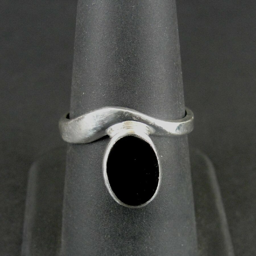 Ring Silver Black Onyx Stone Oval Shape Sterling 925 Size 7.5 RIng Band