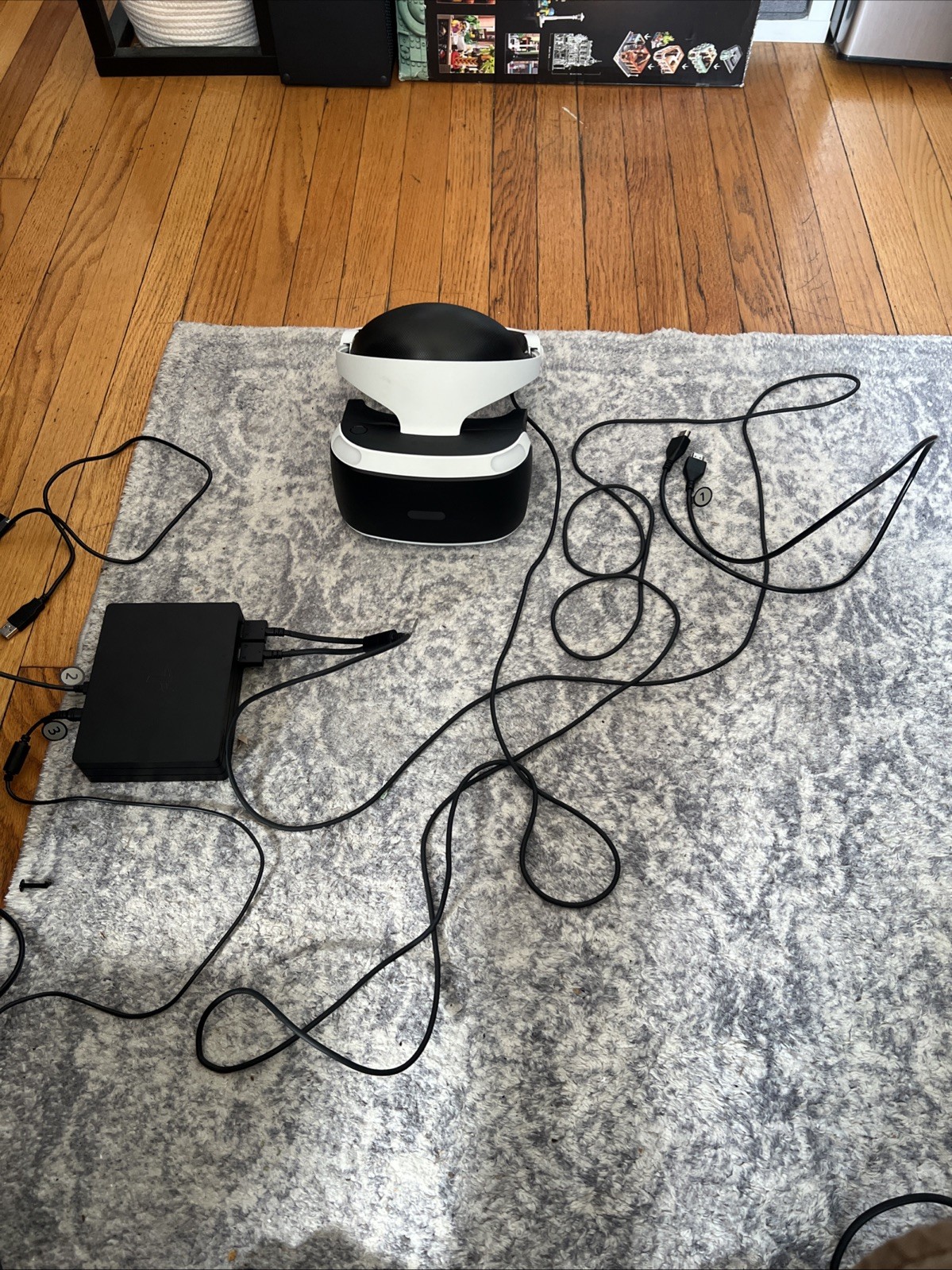 Sony PlayStation VR1 Virtual Reality Gaming Headset PSVR1 PS4