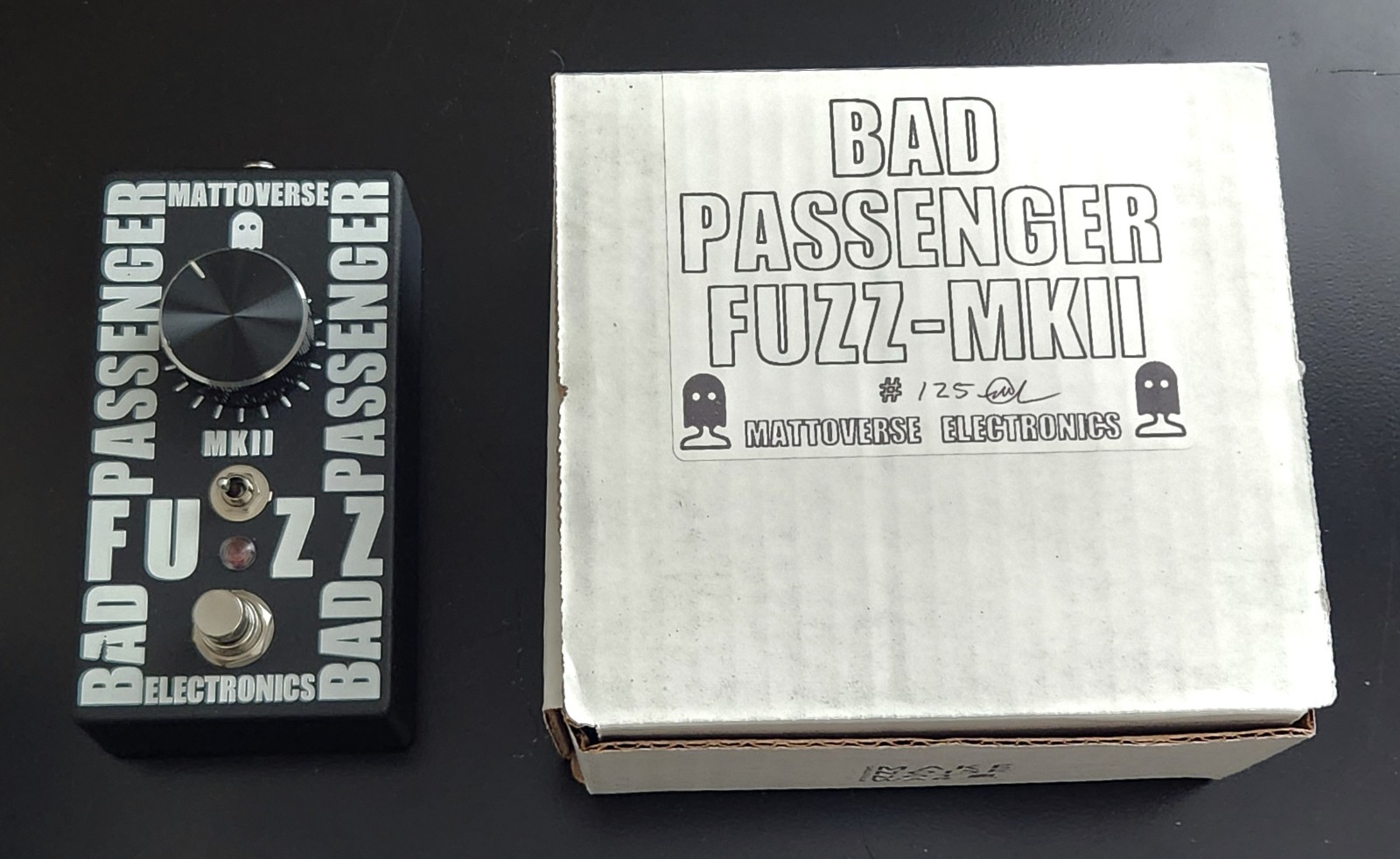 Mattoverse Bad Passenger MKII Boutique Fuzz w/Box, Instructions & More      NEW