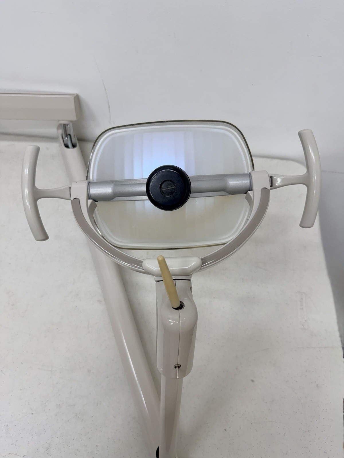 Adec 6300 Ceiling-Mount Dental Patient Exam Light