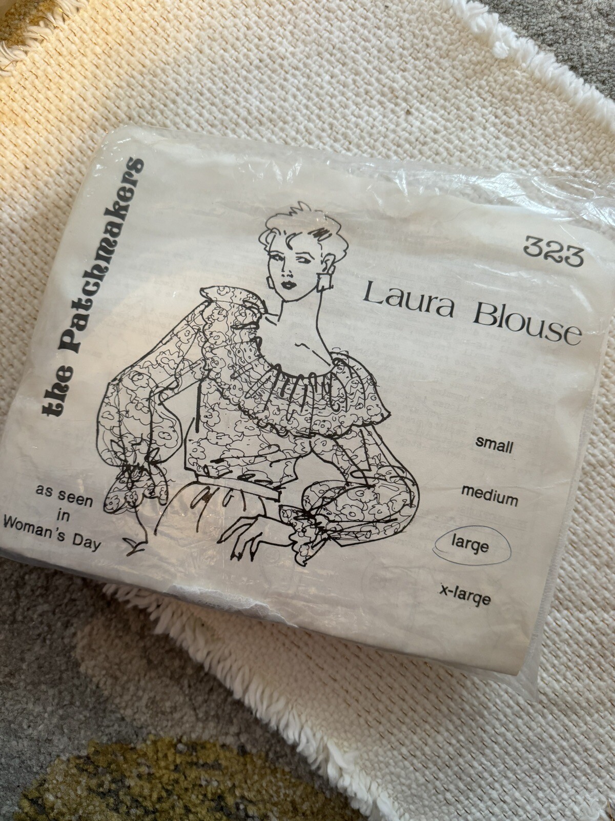 The Patchmakers Laura Blouse Kit 323 - Pattern, Fabric, Notions Sew It Yourself