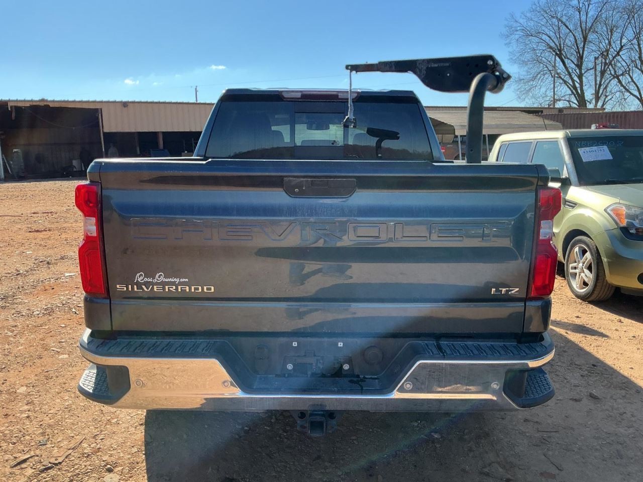 SILVRDO15 2019 Glove Box 4976912