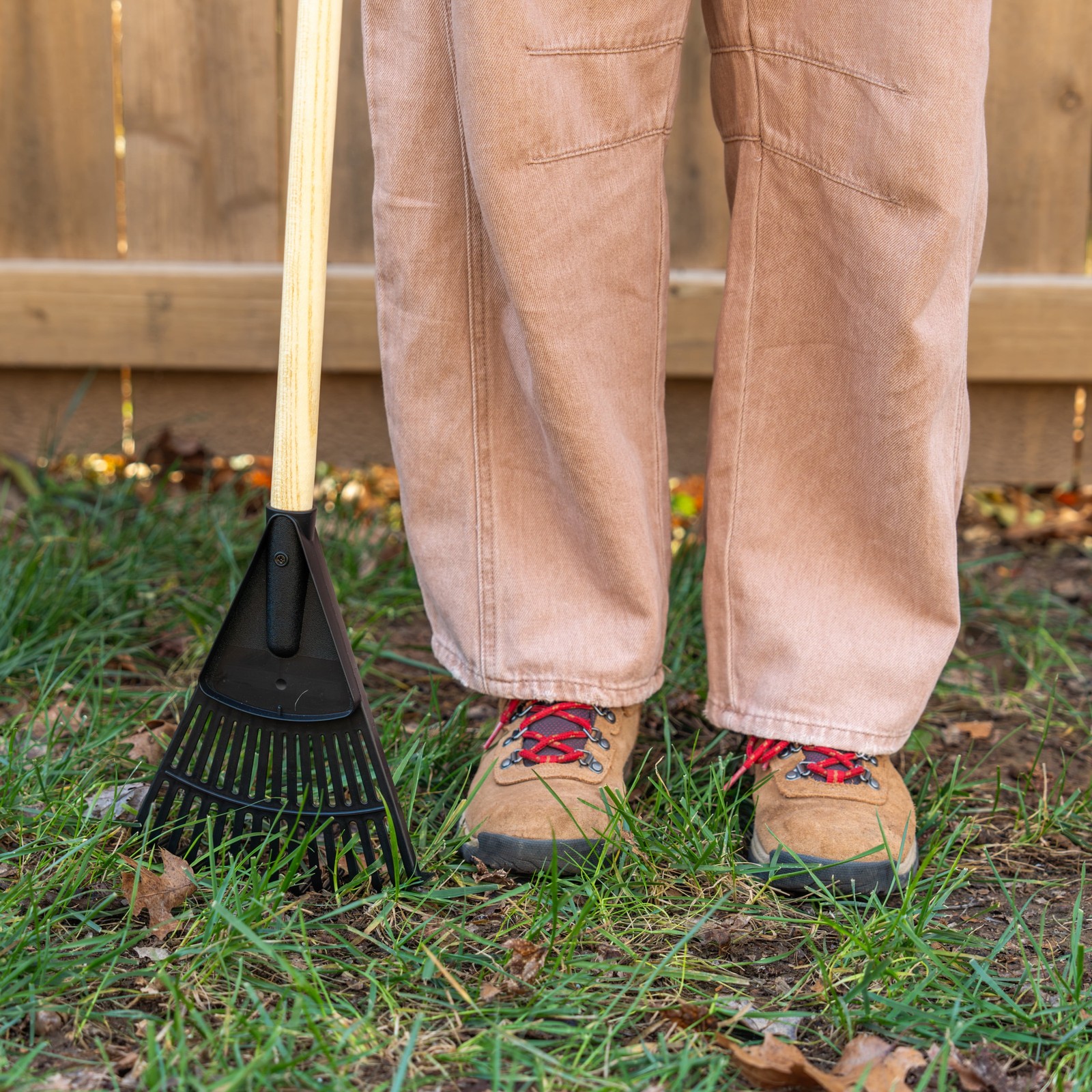 8-inch Wood & Poly Shrub Leaf Rake Ergonomic Handle Versatile Yard Tool