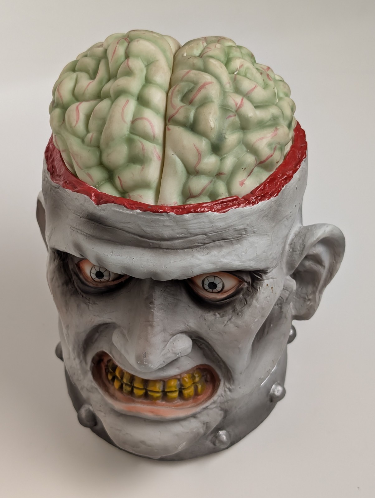 Tekky Toys Animated Zombie Brain Candy Bowl Sound Halloween Prop Works Great
