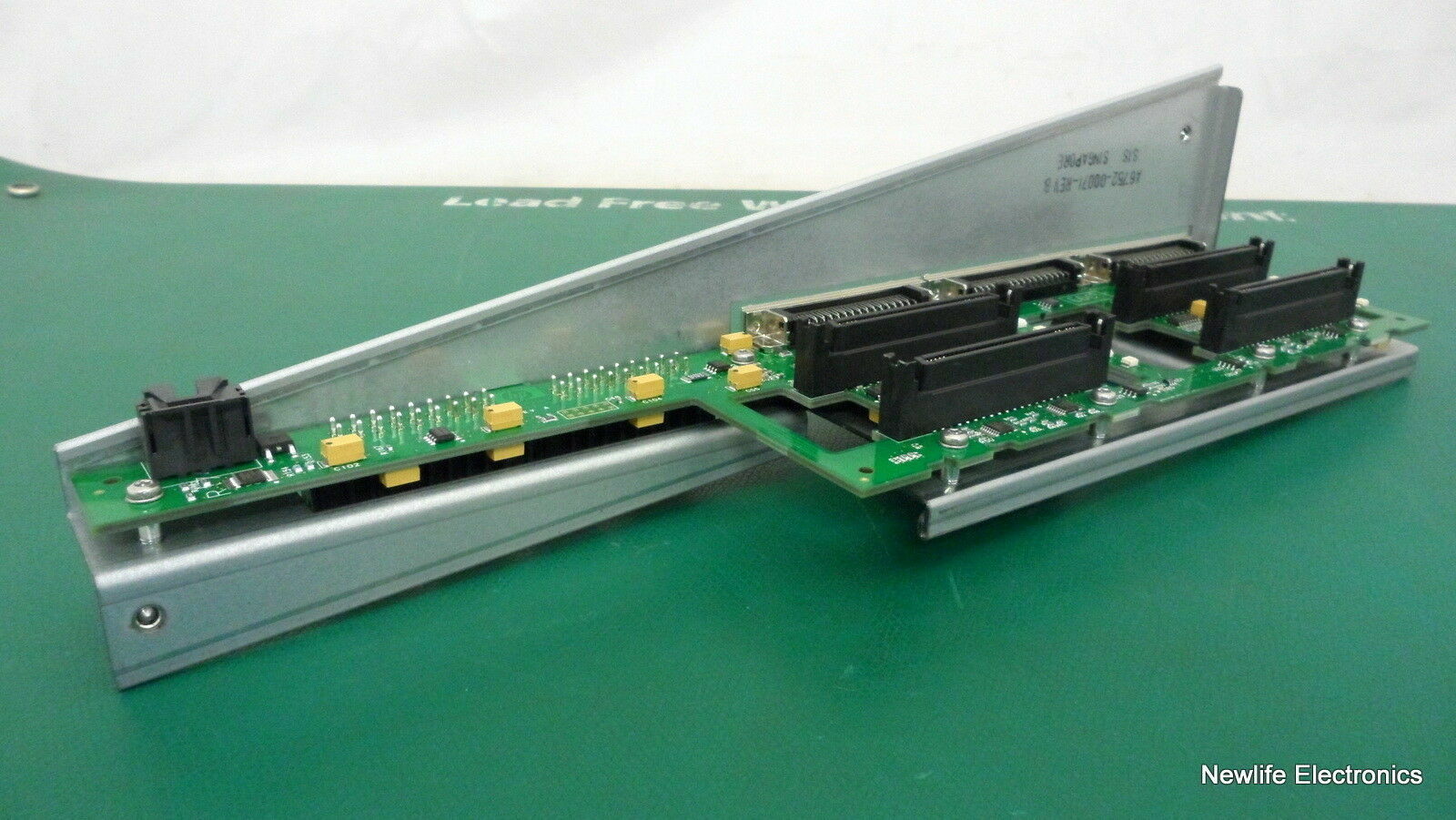 HP A6752-67044 Mass Storage Backplane A6752-60011