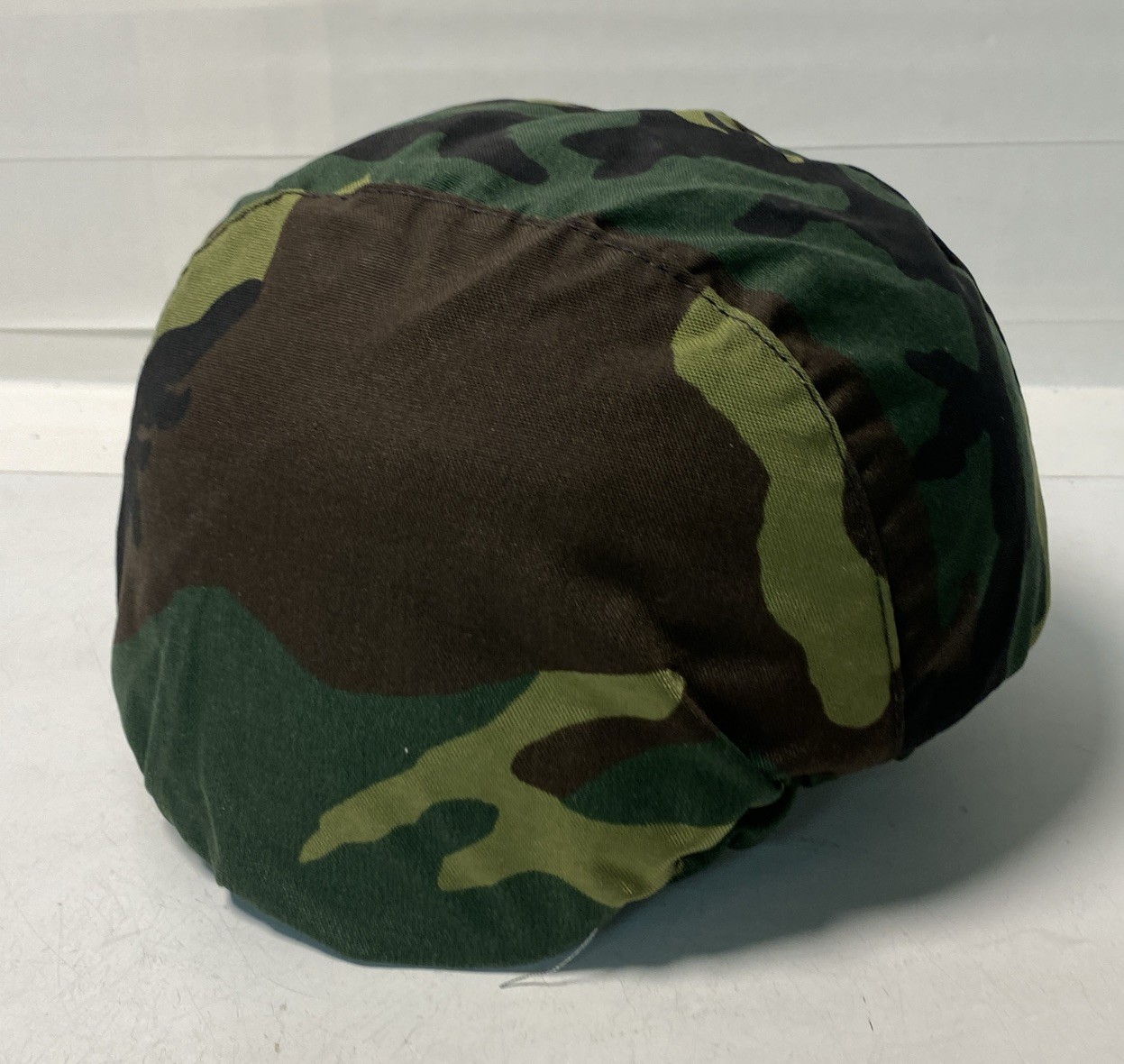 PASGT Helmet Cover  New Medium DCU/ BDU Reversible  Tactical