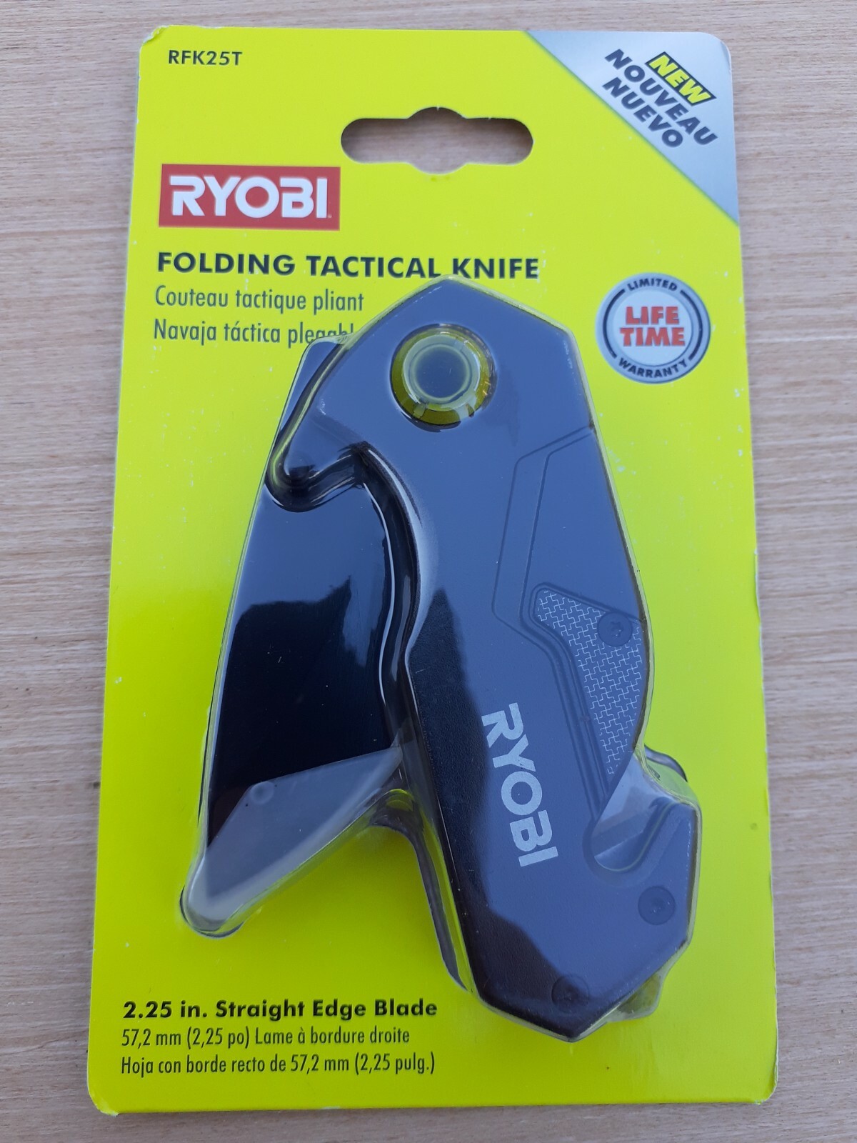 Ryobi Folding Tactical Knife / Stainless Steel Blade Glass Breaker Strap Cutter