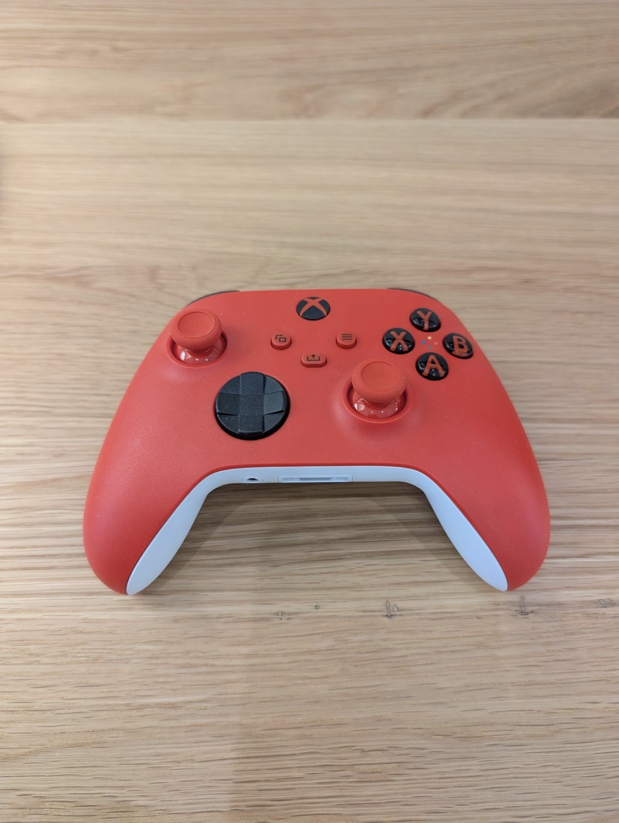 Microsoft Wireless Controller for Xbox Series X/S (multiple colors available)