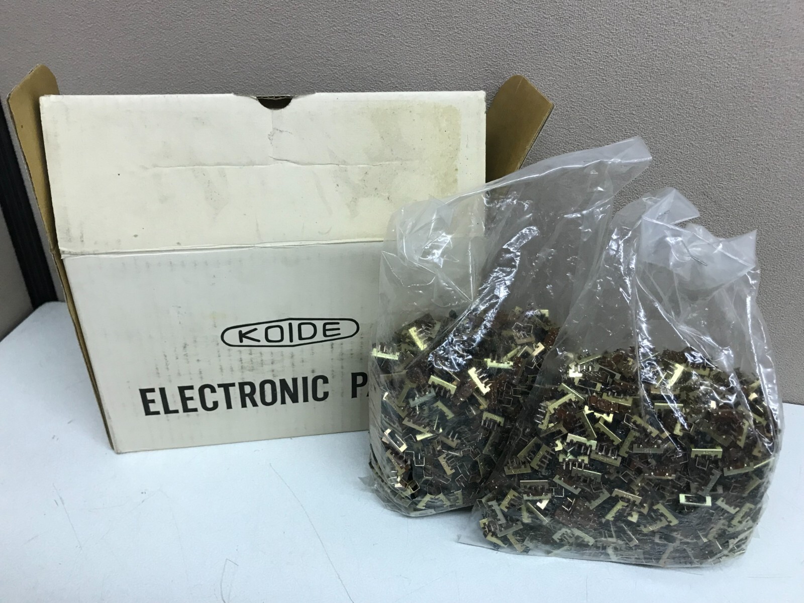 LOT of 2000 NEW Koide 3-position Micro Switch SLS-I132D 26-A