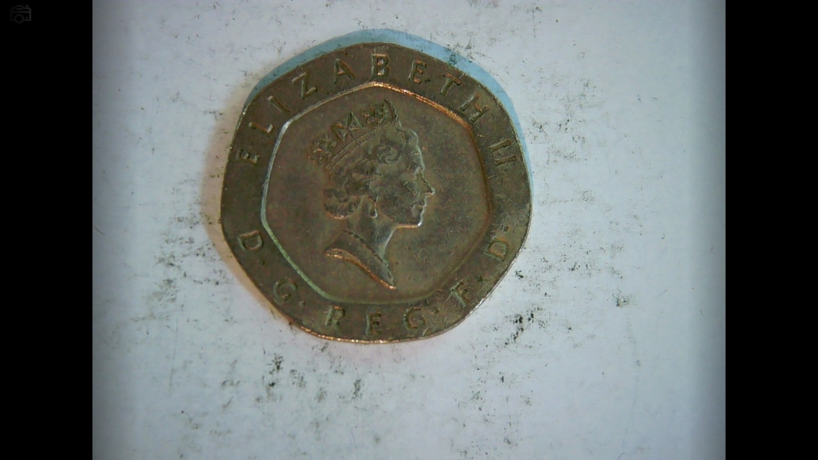 United Kingdom 1988 20 Pence Elizabeth II 20 Pence (Tudor Rose reverse) Coin