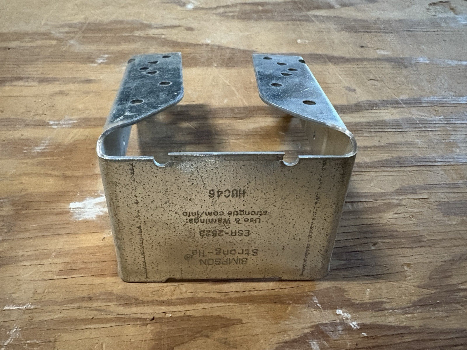 Simpson Strong-Tie HUC46 4x6 concealed flange heavy face-mount joist hanger
