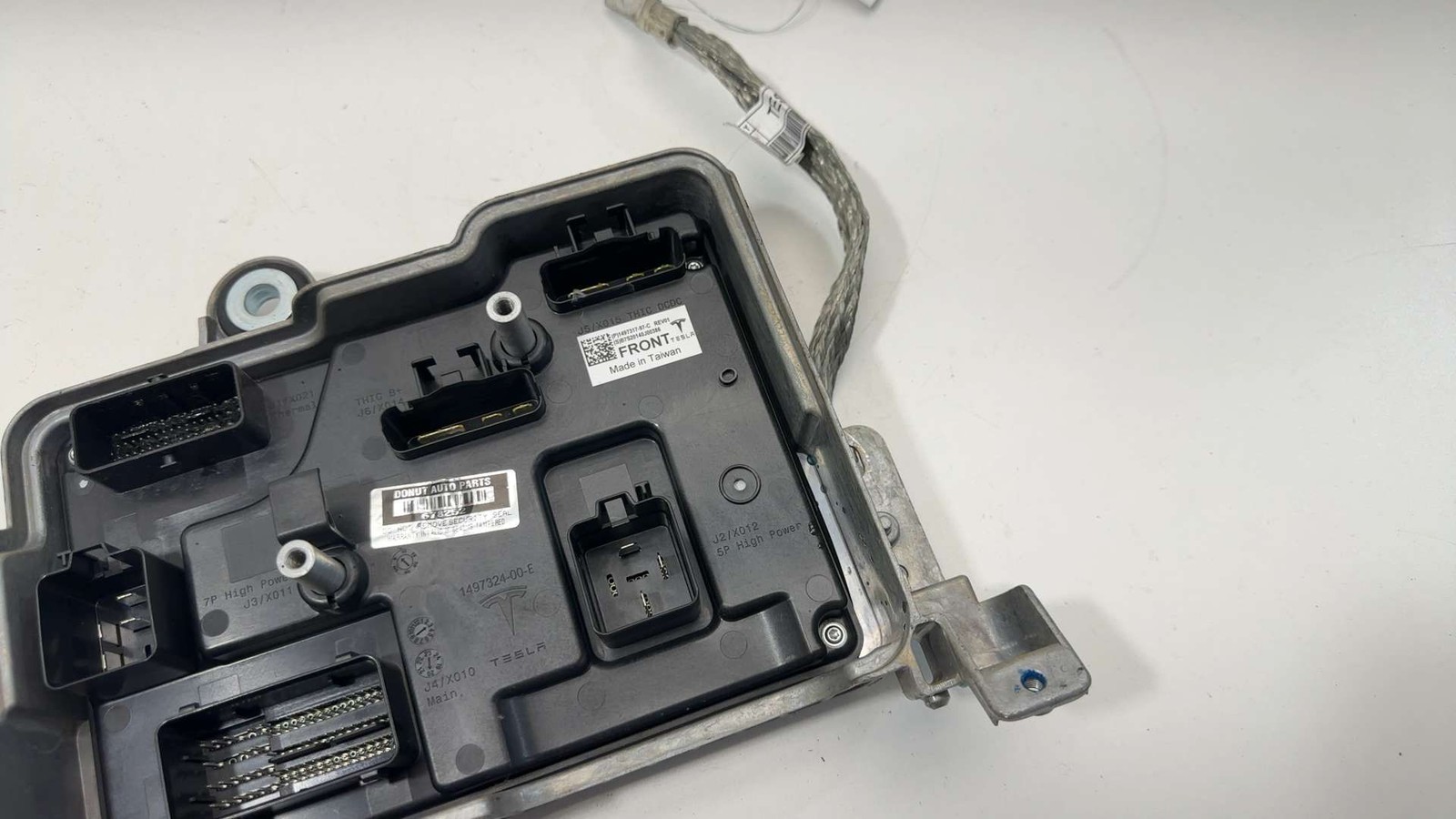 ⭕ 20-24 Tesla Model Y MY Front Vehicle Electronic Controller Module 1497317-97-C