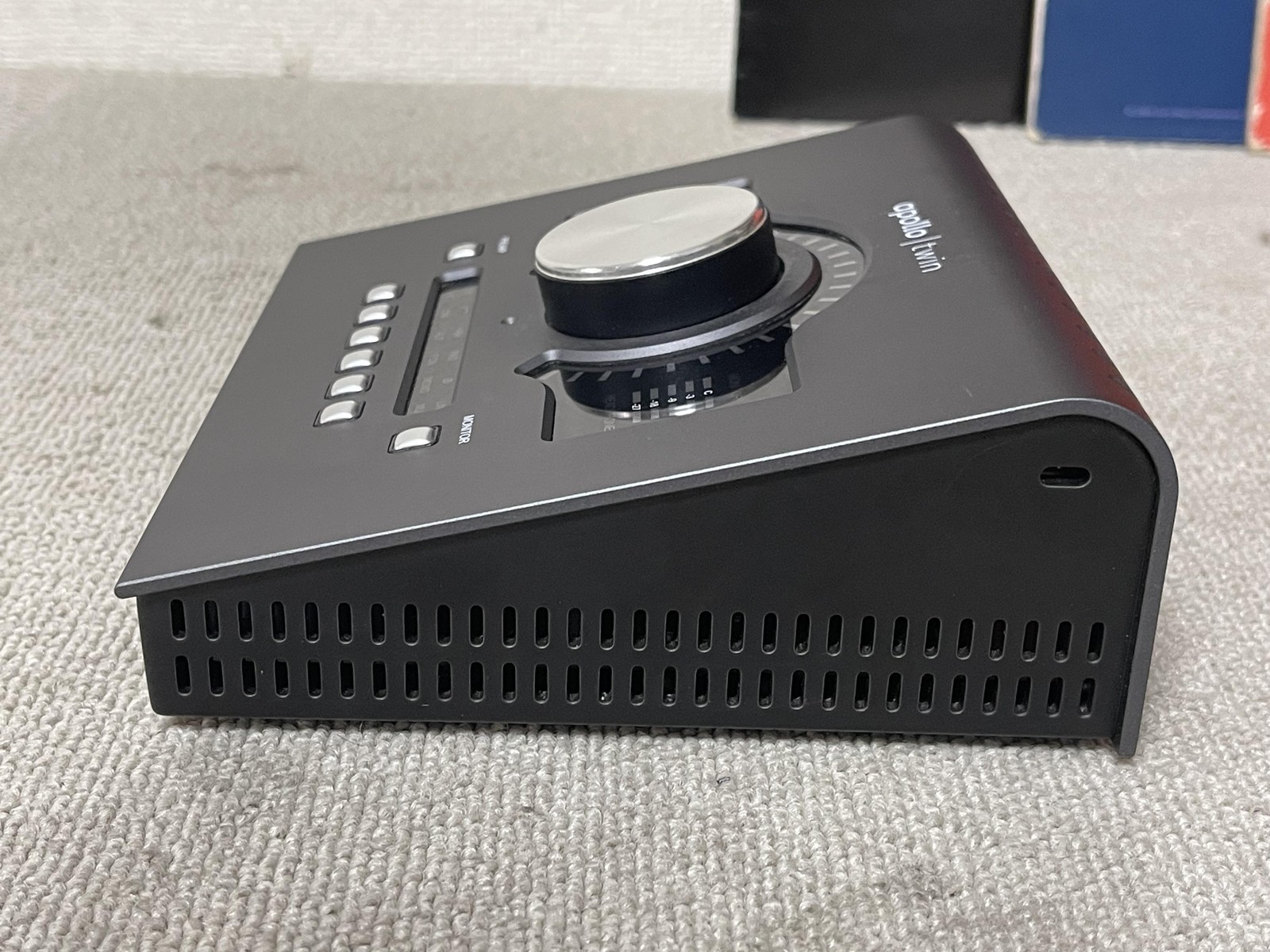 Universal Audio Apollo Twin MKII Quad Core Thunderbolt Audio Interface UAD-2