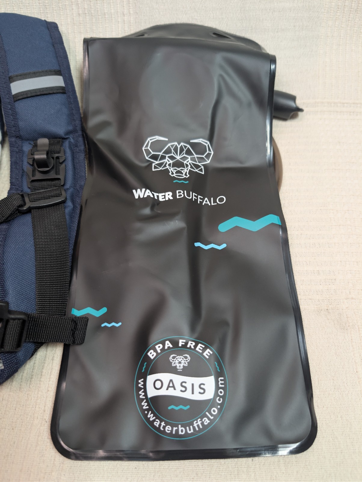 Water Buffalo Hydration Ripstop 12L Backpack Padded 2L Bladder New With Tags.