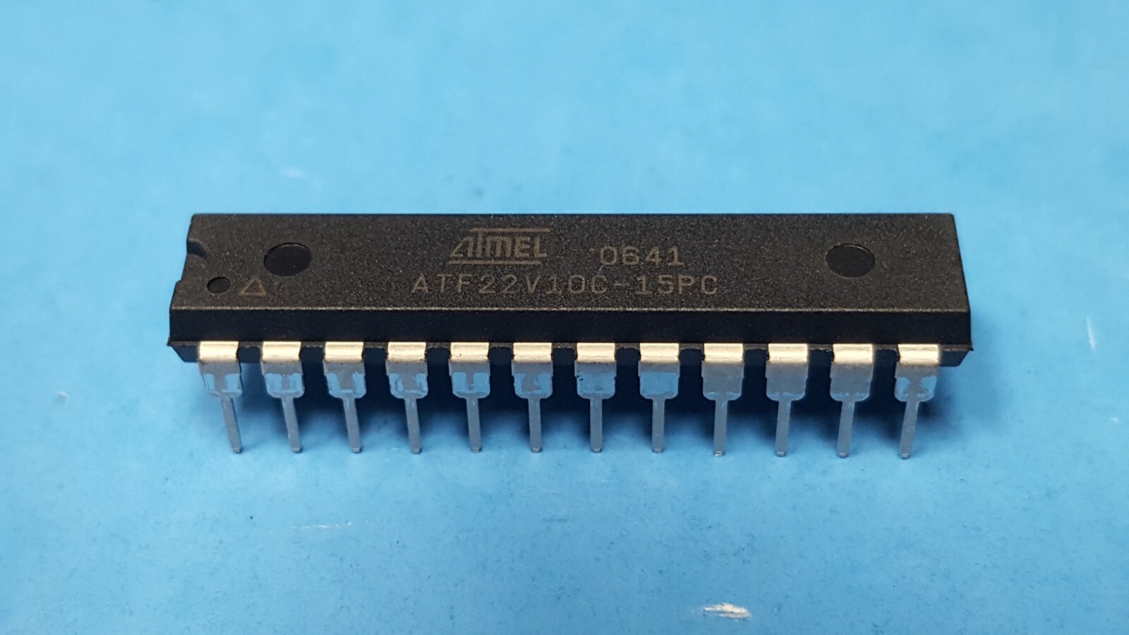 ( 4pcs ) IC ,  ATF22V10C-15PC, ATMEL, EFlash PLD, 15ns, PAL-Type, CMOS, PDIP24