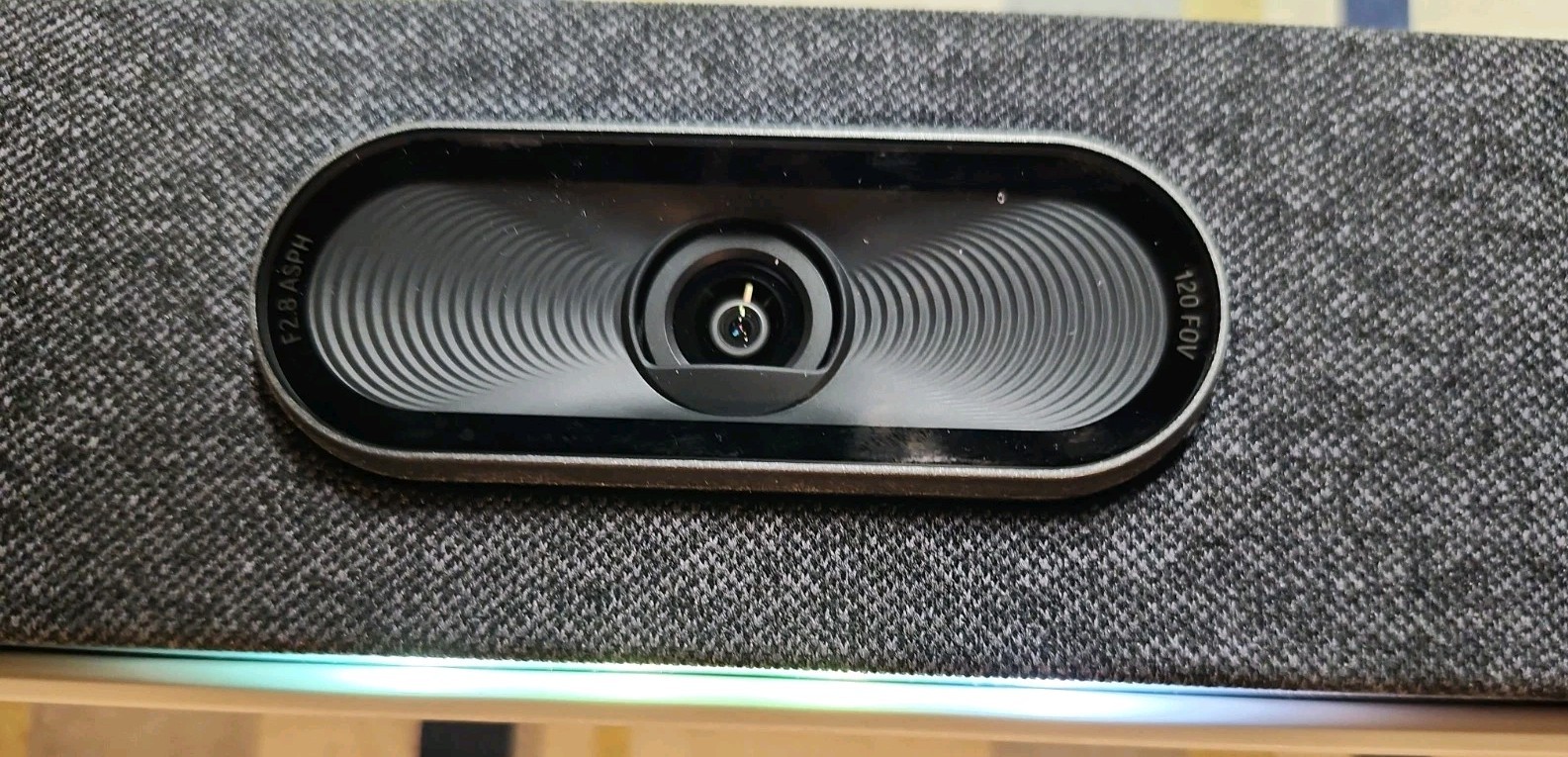 POLY STUDIO X30 ALL-IN-ONE VIDEO BAR