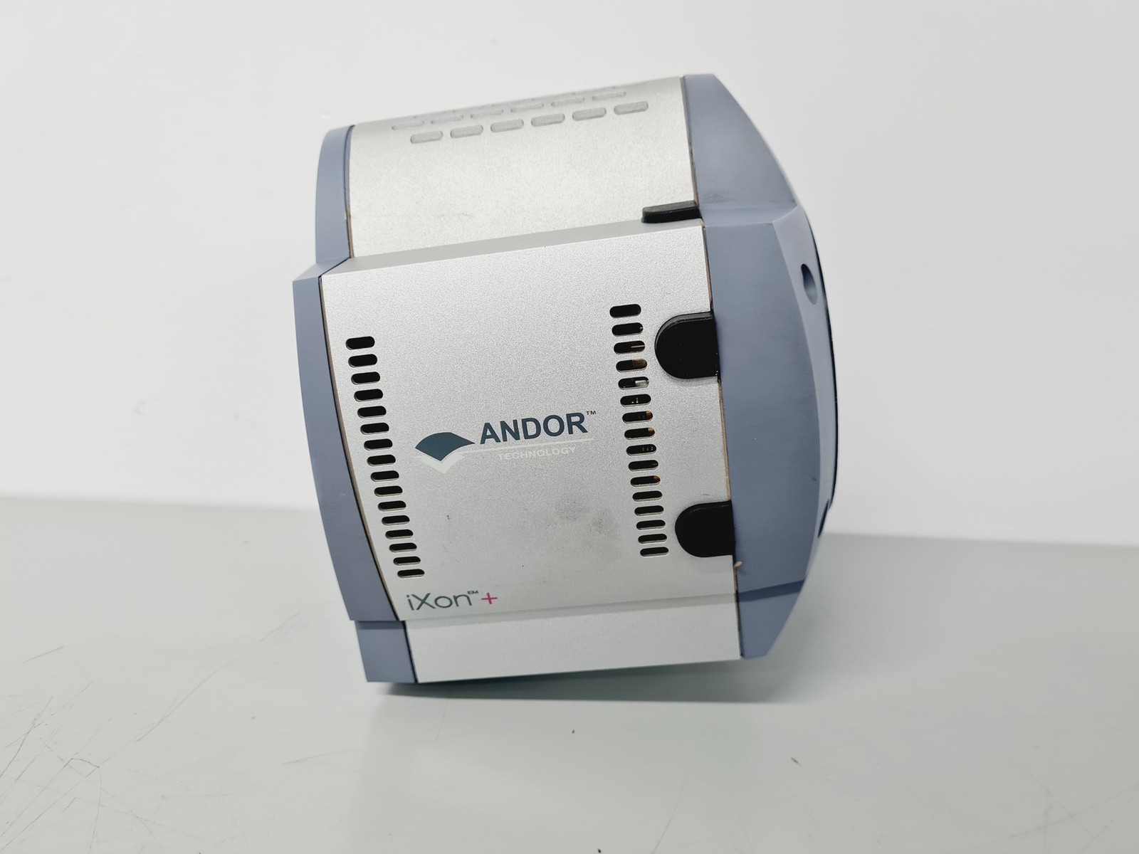 Andor iXon EM+ DU-897E-CSO-#BV-500 Microscope Camera Lab