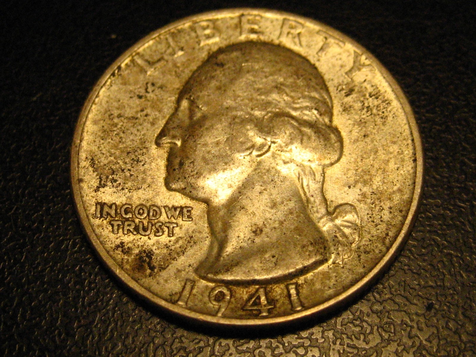 1941-P 90% Silver Washington Head Quarter Uncirculated Toned