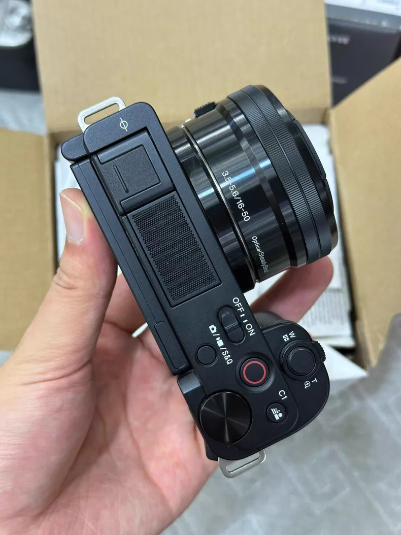Sony Alpha ZV-E10 ZVE10 24.2MP Mirrorless Camera w/16-50mm Oss Lens Tested