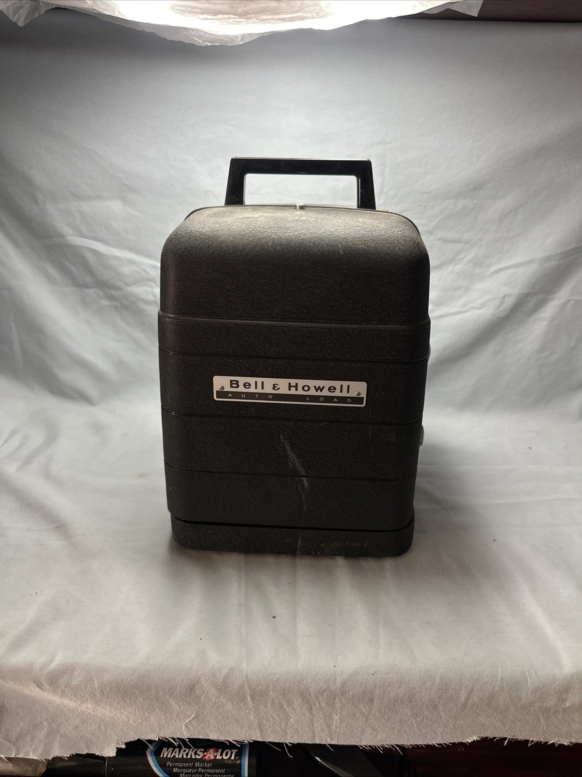 VTG Bell & Howell Model 256 8mm Automatic Threading Movie Projector - Working
