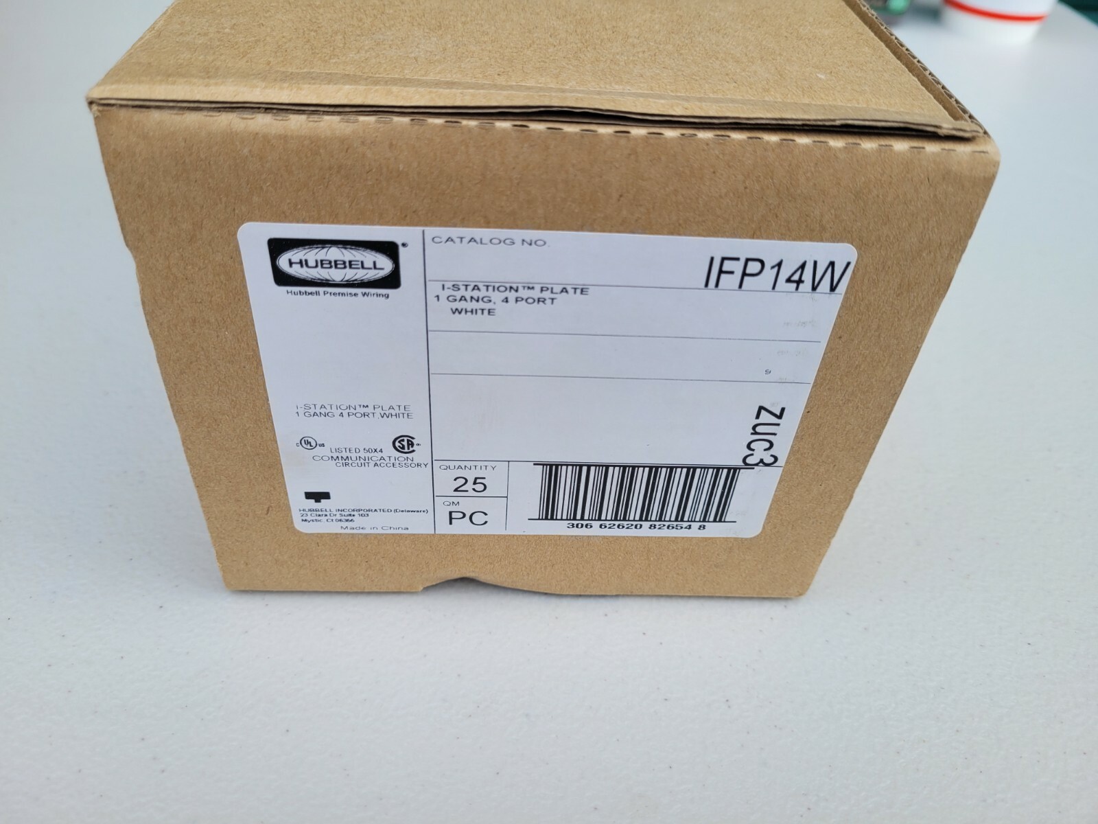 BRAND NEW LOT OF 5 HUBBELL IFP14W I-STATION PLATE 1 GANG 4 PORT WHITE