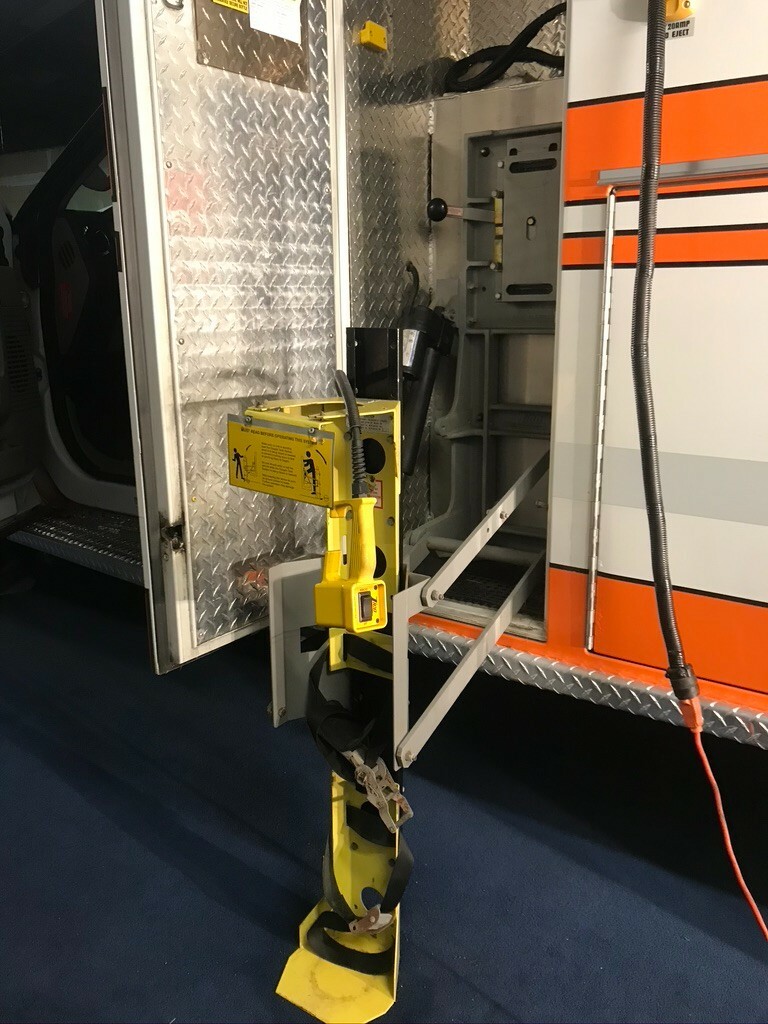 Ziamatic model QR-MV Oxygen tank Lift Ambulance/Fire truck/EMS vehicle