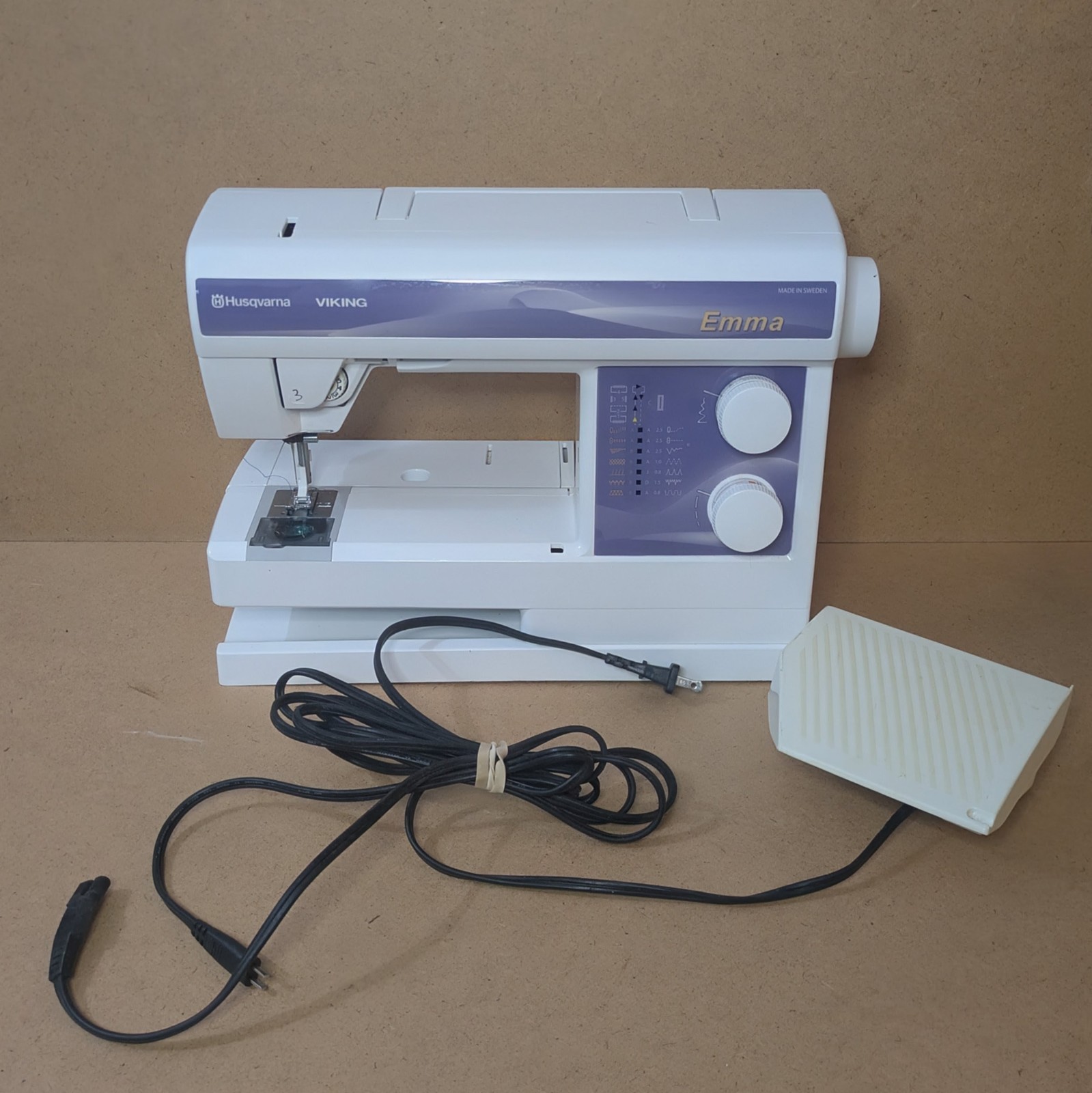 Husqvarna Viking Emma Sewing Machine Tested