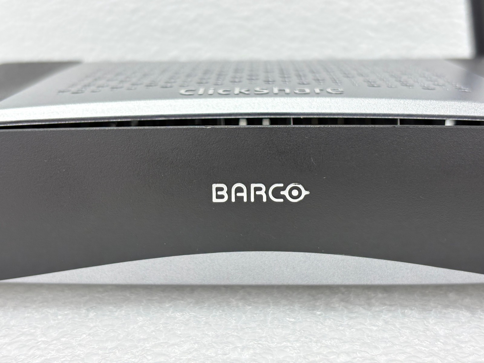 Barco CSE-200 Clickshare Wireless Presentation System W/ 1x Antenna & 1x Button