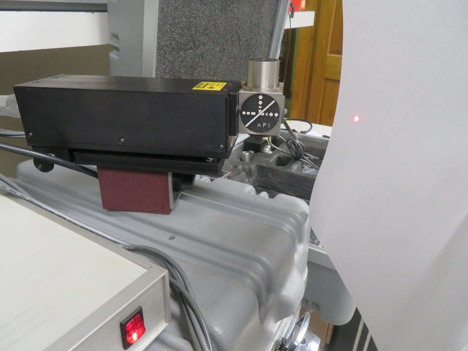 API 5-D Laser Measurement System w/ optics, manuals, cords - PA40