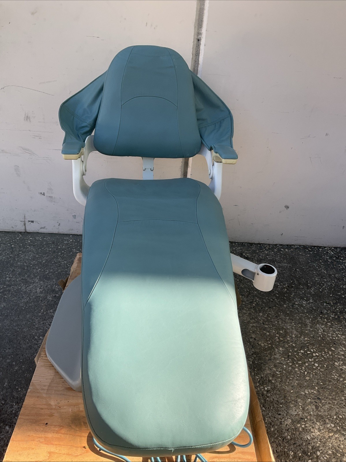 Pelton & Crane SP15 Dental Chair Tested