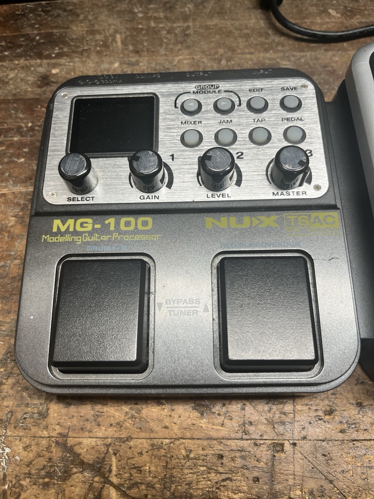 Mix MG 100 Modeling Guitar Processor Guitar Effects Pedal