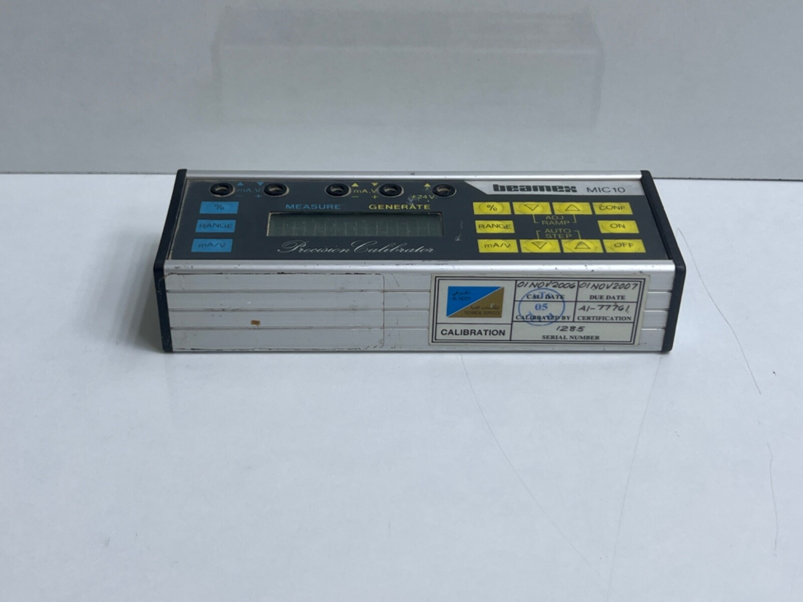 BEAMEX MIC10 PRECISION CALIBRATOR