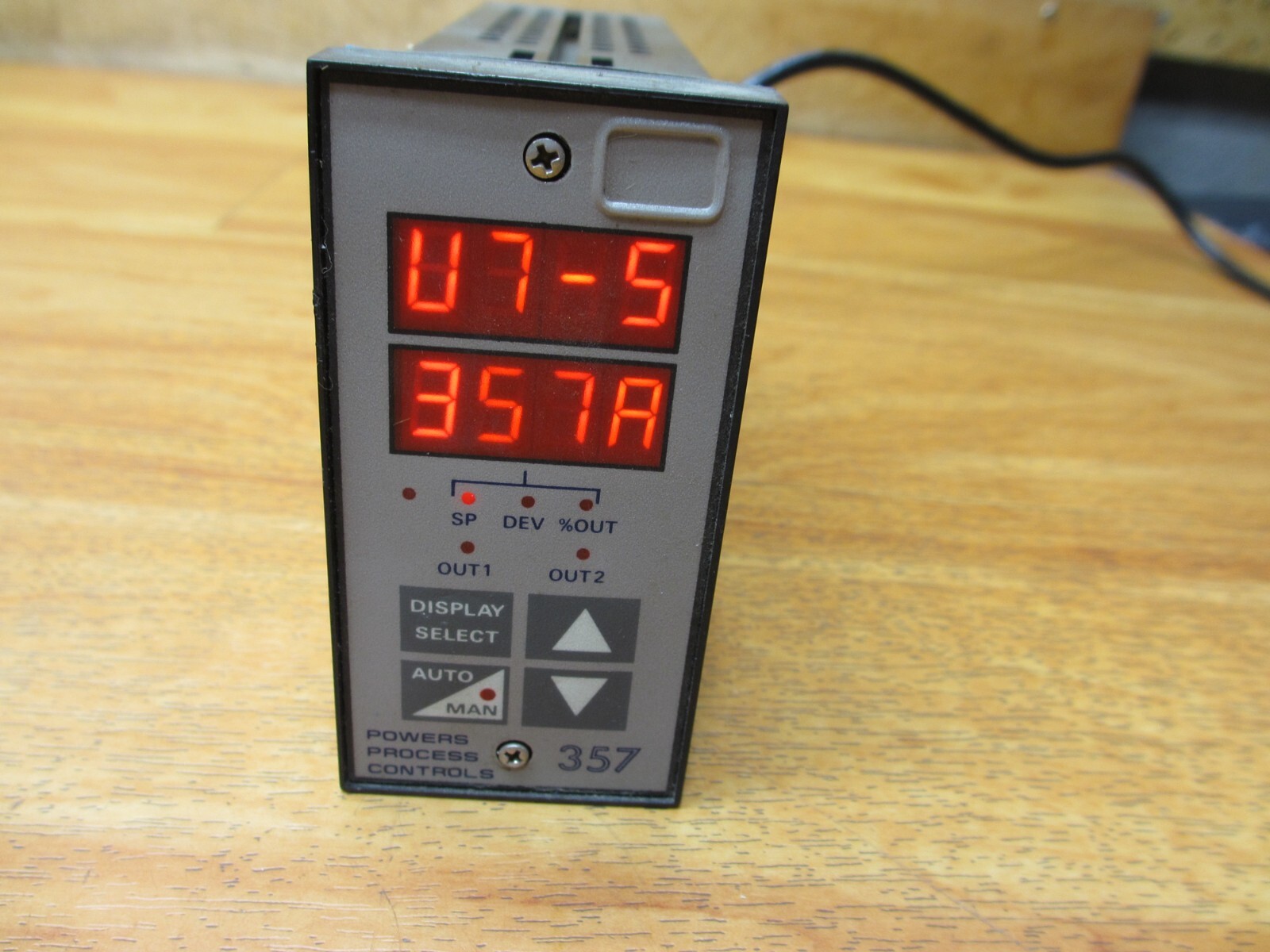Powers Process Controls 357-A000 *USED POWERS UP* 357 Process Controller #2