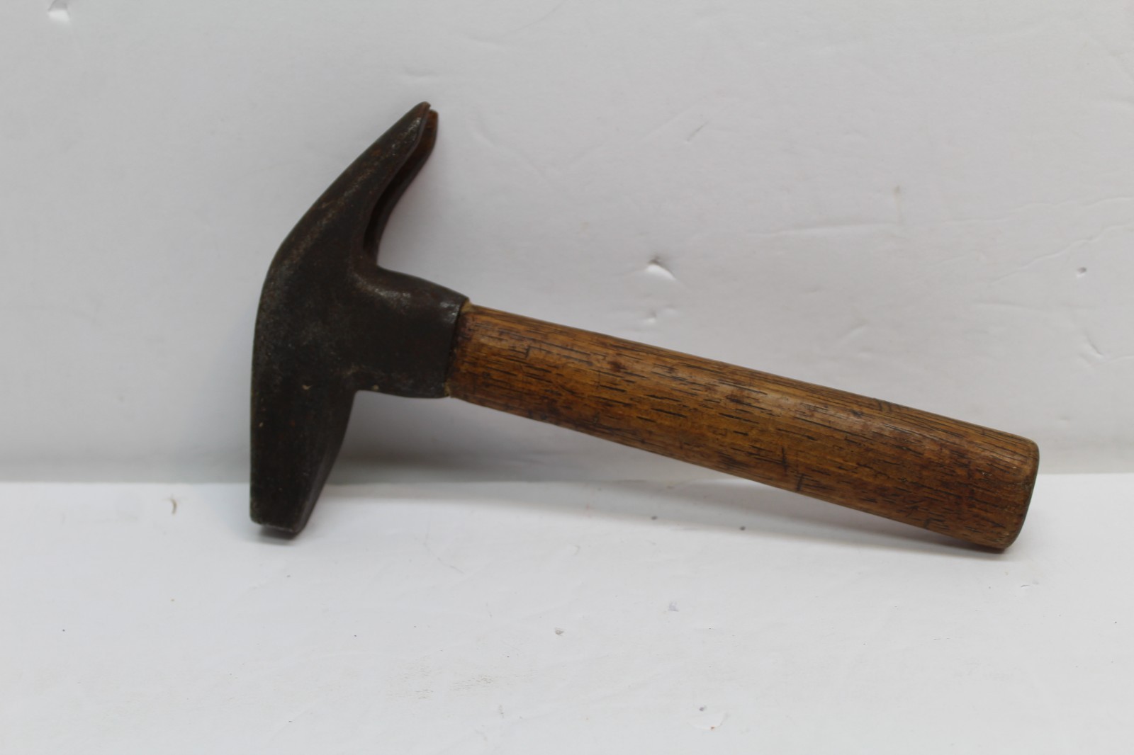Antique Stubby Cobblers tack Hammer