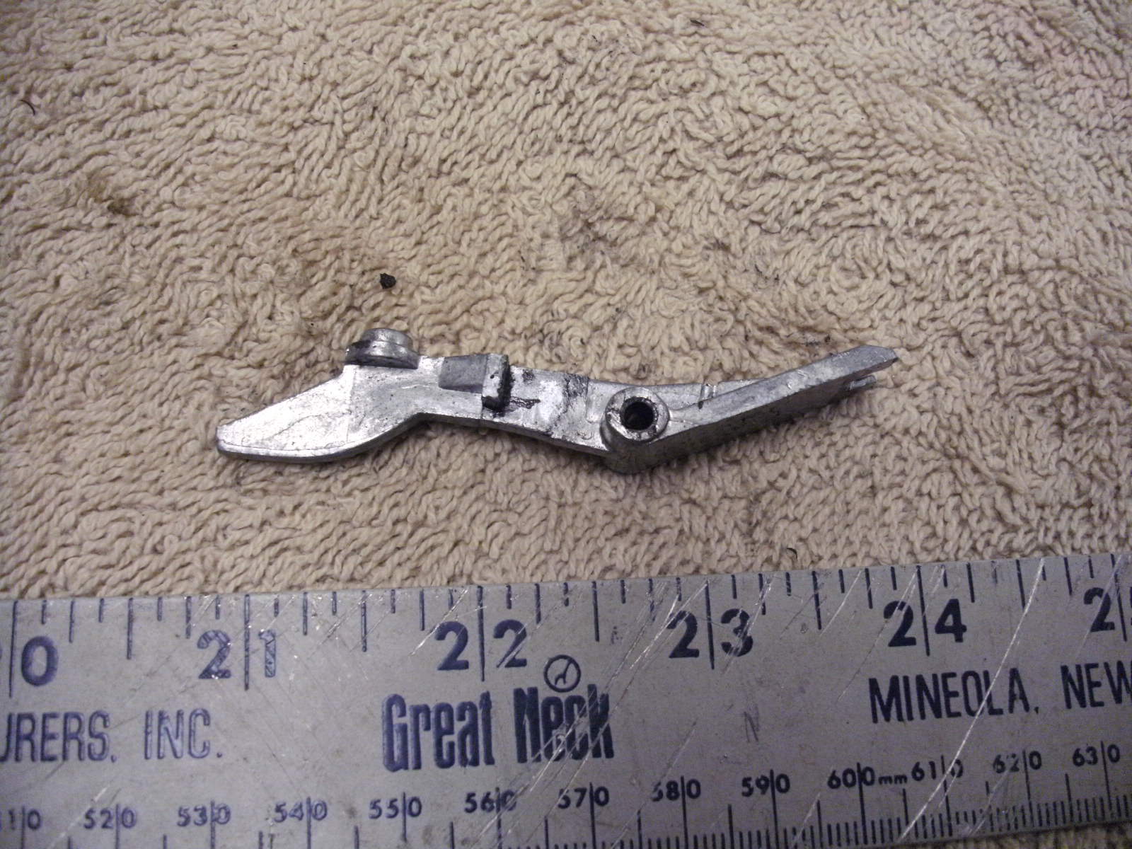 Daisy Powerline Model 35  177 Cal Pellet/ BB Rifle Trigger Release lever