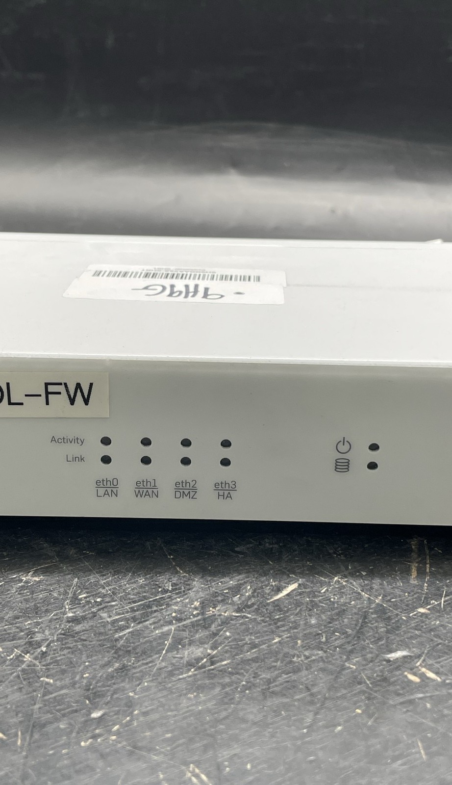 Sophos SG 115w Rev.2 Enterprise Firewall Security Appliance Unit