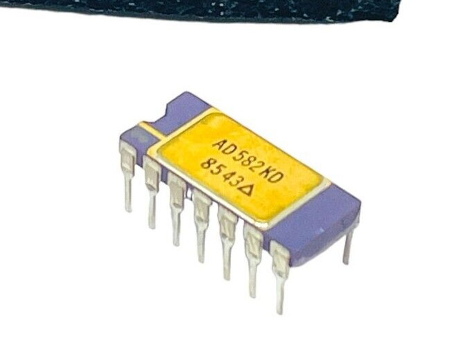 Analog Devices AD582KD Integrated Circuits Sample Hold Amplifiers CDIP-14 Pin