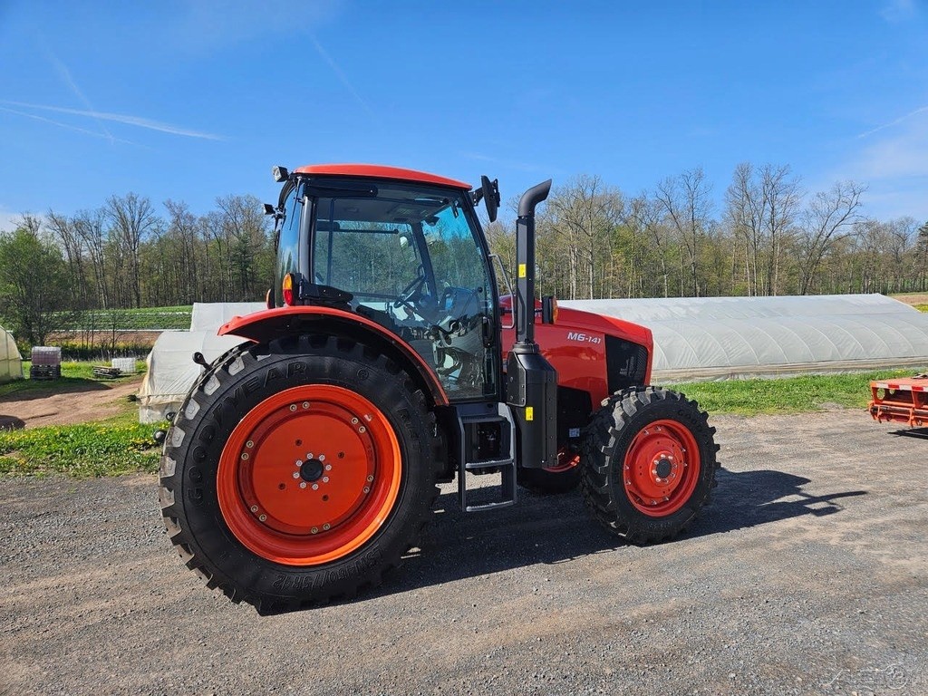 2025 Kubota M6-141 Tractor 110HP 4WD 517 Hours Heat/AC/Radio Stock#343227