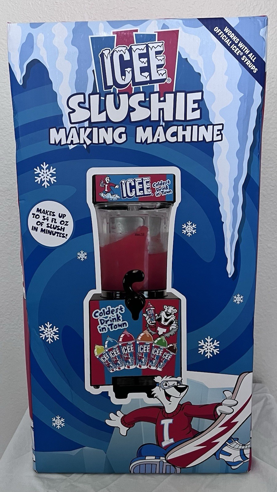 Icee Slushie Making Machine. ICEE Brand Counter-Top Sized Brand New Sealed Box