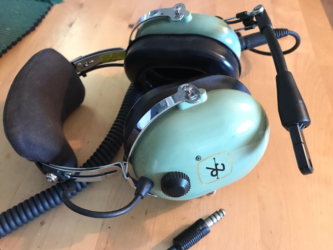 Pilot's Headset David Clark model H10-60 Excel condition used 15 times $215