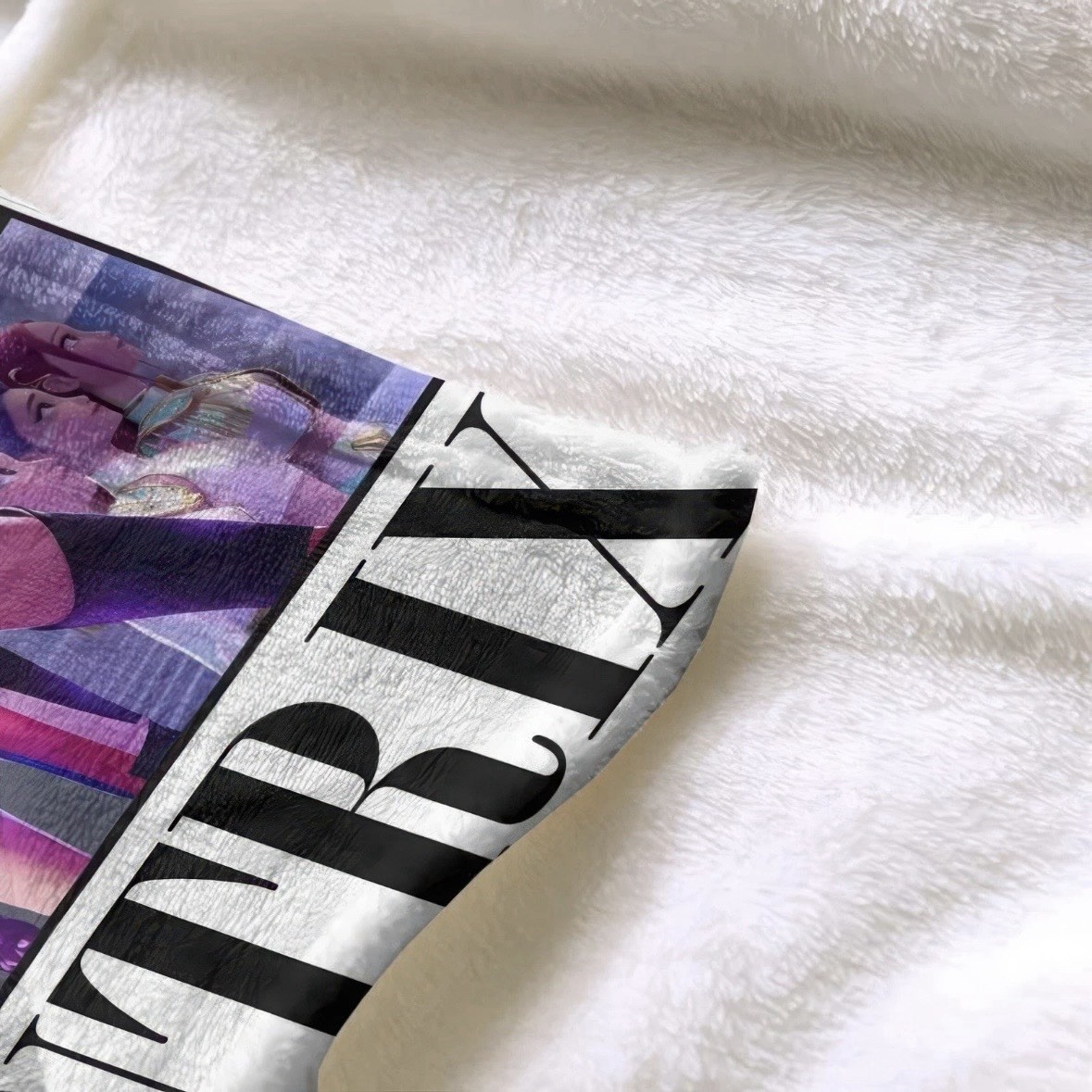 Graffiti Pattern Large Sublimation Front Print Flannel Throw Blanket 6263-1