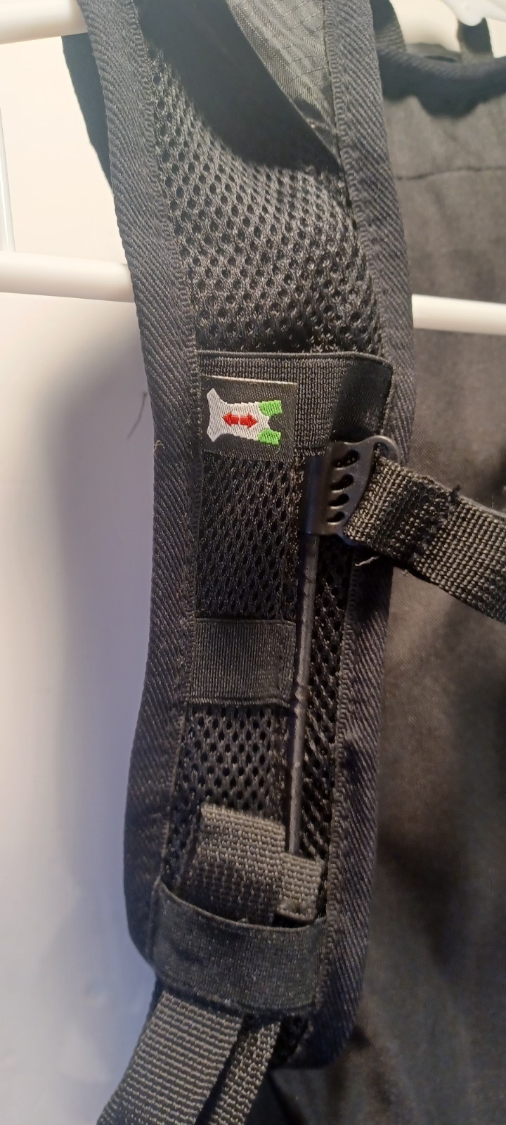 asics ~ Run/Jogging Hike Hydration Backpack Performance 1.5Liter ~ NWOT ‐J